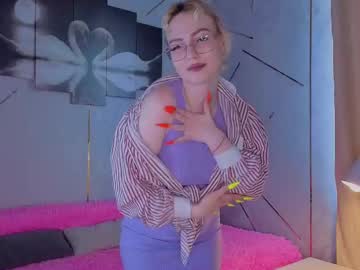 Florcatts Chaturbate stream image from June 20, 2025