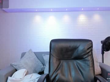 Miia_Taylors Chaturbate stream image from June 20, 2025
