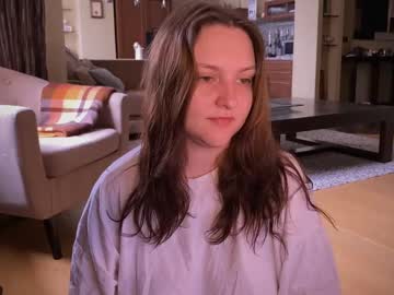 Wievin Chaturbate stream image from June 20, 2025