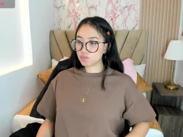 Yuna__Min Chaturbate stream image from June 20, 2025