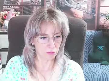 Silis44 Chaturbate stream image from June 20, 2025
