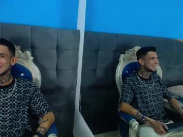 Dereckk_18 Chaturbate stream image from June 20, 2025