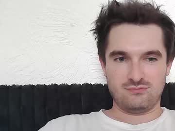 Philborison Chaturbate stream image from June 20, 2025