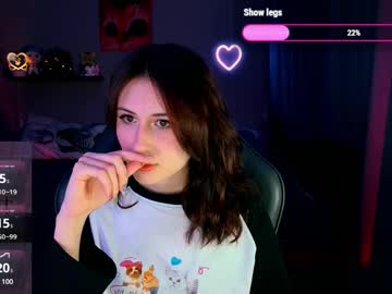 Keti_Moon Chaturbate stream image from June 20, 2025