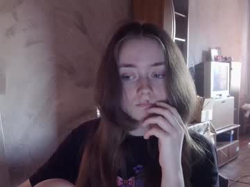 Sweettyangelxx Chaturbate stream image from June 20, 2025