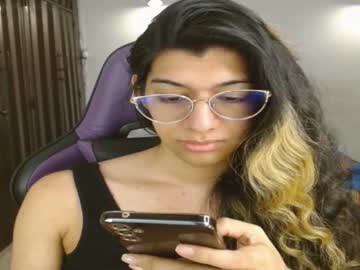 Engiel_Phoenix Chaturbate stream image from June 20, 2025