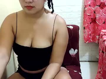 Ur_Girl_Nextdoor Chaturbate stream image from June 20, 2025