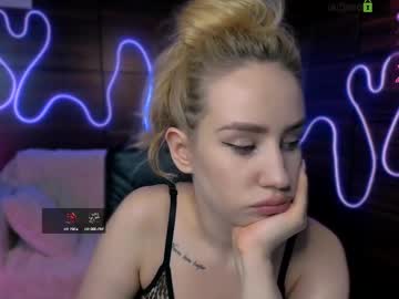 Audrey_Weess Chaturbate stream image from June 20, 2025