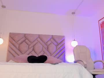 Savannah_Williams Chaturbate stream image from June 20, 2025