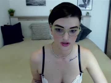 Amylexy Chaturbate stream image from June 20, 2025