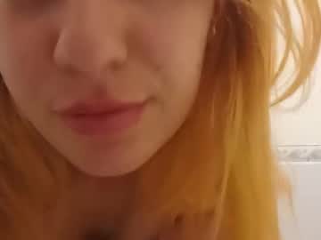 Starlesseyes Chaturbate stream image from June 20, 2025