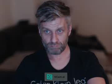 Elculiador2207 Chaturbate stream image from June 20, 2025