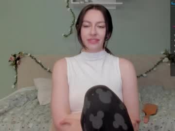 Julialawman Chaturbate stream image from June 20, 2025