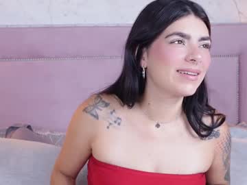 Millabliss Chaturbate stream image from June 20, 2025