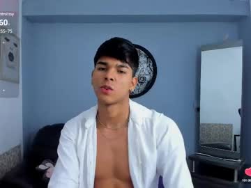 Reymond_404 Chaturbate stream image from June 20, 2025