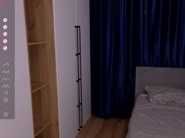 Jusie_Alenn Chaturbate stream image from June 20, 2025