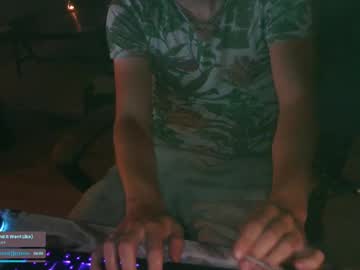 Marniecc Chaturbate stream image from June 20, 2025