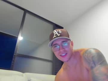Nathan_Gross Chaturbate stream image from June 20, 2025