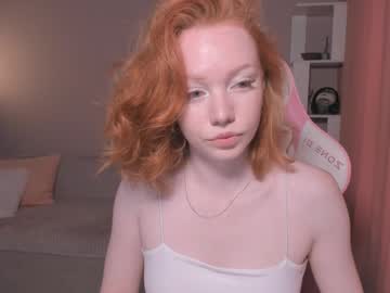 Honeyautumn Chaturbate stream image from June 21, 2025