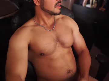 Bigzz1 Chaturbate stream image from June 21, 2025