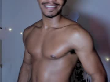 Coreyglover Chaturbate stream image from June 21, 2025