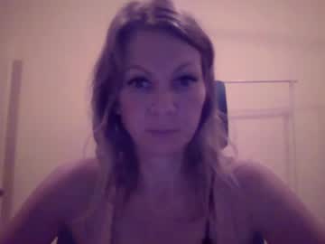 Wwwywww Chaturbate stream image from June 21, 2025