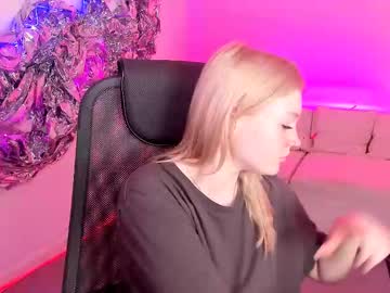 Graceglamour Chaturbate stream image from June 21, 2025