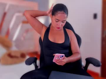 Maricooper Chaturbate stream image from June 21, 2025