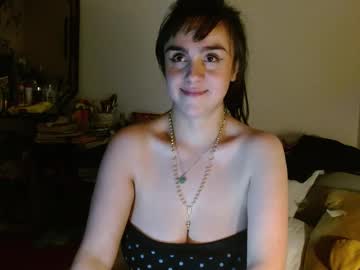 Collette_Beaufoy Chaturbate stream image from June 21, 2025
