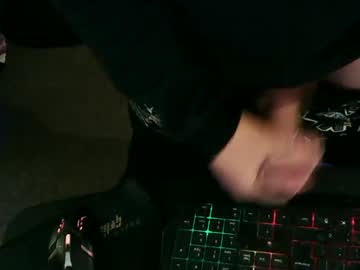 Kingxevien Chaturbate stream image from June 21, 2025
