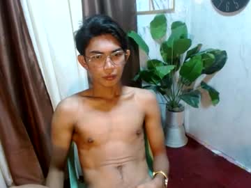 Asianhotbigcock Chaturbate stream image from June 21, 2025