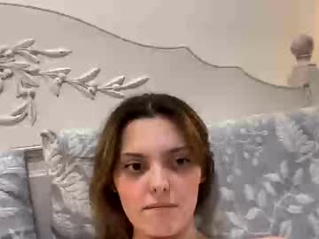 Funnybunnymae Chaturbate stream image from June 21, 2025