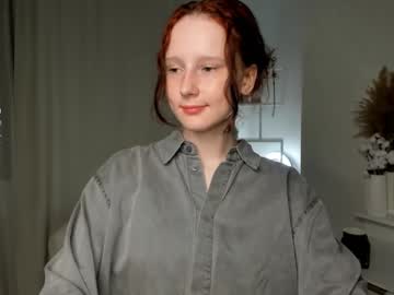 Willaemily Chaturbate stream image from June 21, 2025