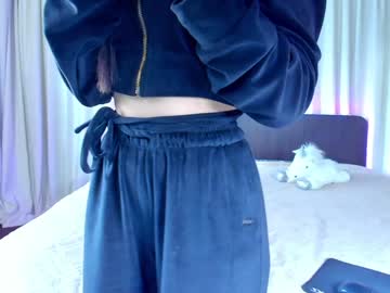 Jesikalooove Chaturbate stream image from June 21, 2025