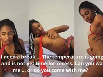 Queen_Perla_ Chaturbate stream image from June 21, 2025