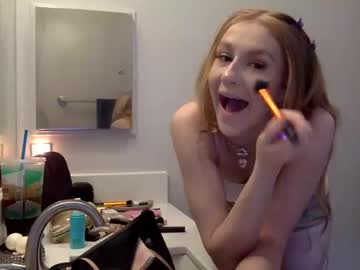 Skyehigh22 Chaturbate stream image from June 21, 2025