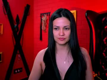 Karolinarobinson Chaturbate stream image from June 21, 2025