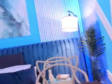 Lizzievan Chaturbate stream image from June 21, 2025