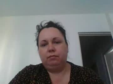Diannecrunchy Chaturbate stream image from June 21, 2025