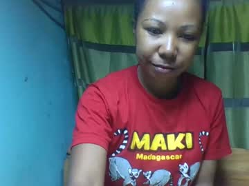 Viviane0812 Chaturbate stream image from June 21, 2025