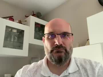 Bcbg68 Chaturbate stream image from June 21, 2025