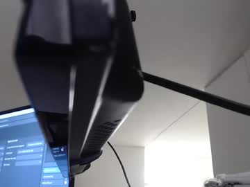 Emy_Prietto Chaturbate stream image from June 21, 2025