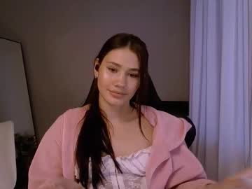 Mia__Silver Chaturbate stream image from June 21, 2025