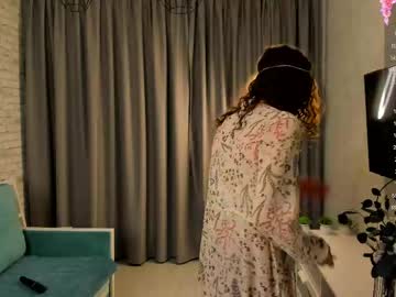 Allisonswit Chaturbate stream image from June 21, 2025