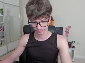 Calvin_Loves_You Chaturbate stream image from June 21, 2025
