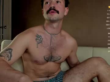 Enen_Glo Chaturbate stream image from June 21, 2025