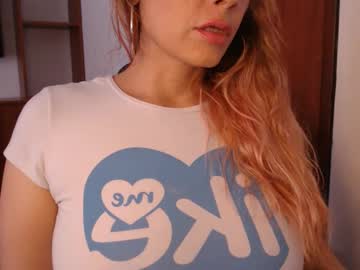 Freyjashine_X Chaturbate stream image from June 21, 2025