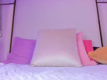 Hillary_Uckerman_ Chaturbate stream image from June 21, 2025