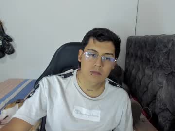 Konah_201 Chaturbate stream image from June 21, 2025