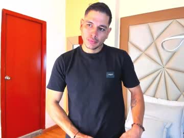 Lucianoferreti Chaturbate stream image from June 21, 2025